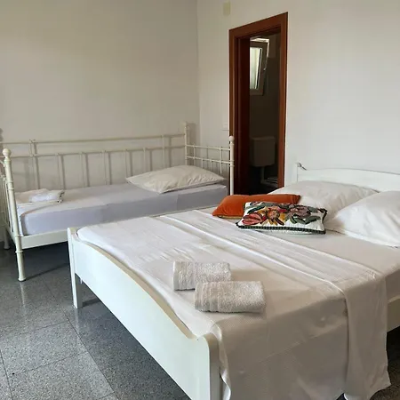 Pensjonat - Lovric 3*