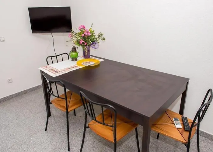 - Lovric 招待所 沃迪切